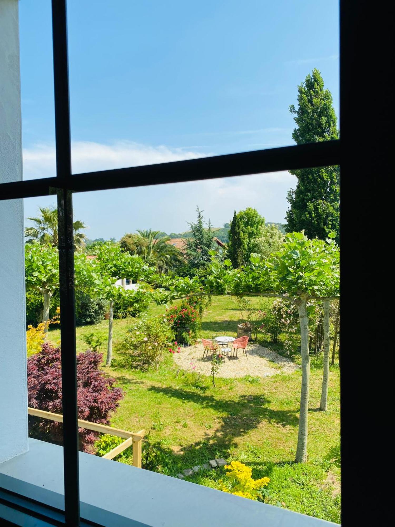 Apartamento La Bastide De Guiche Entre Ocean Et Montagnes Exterior foto